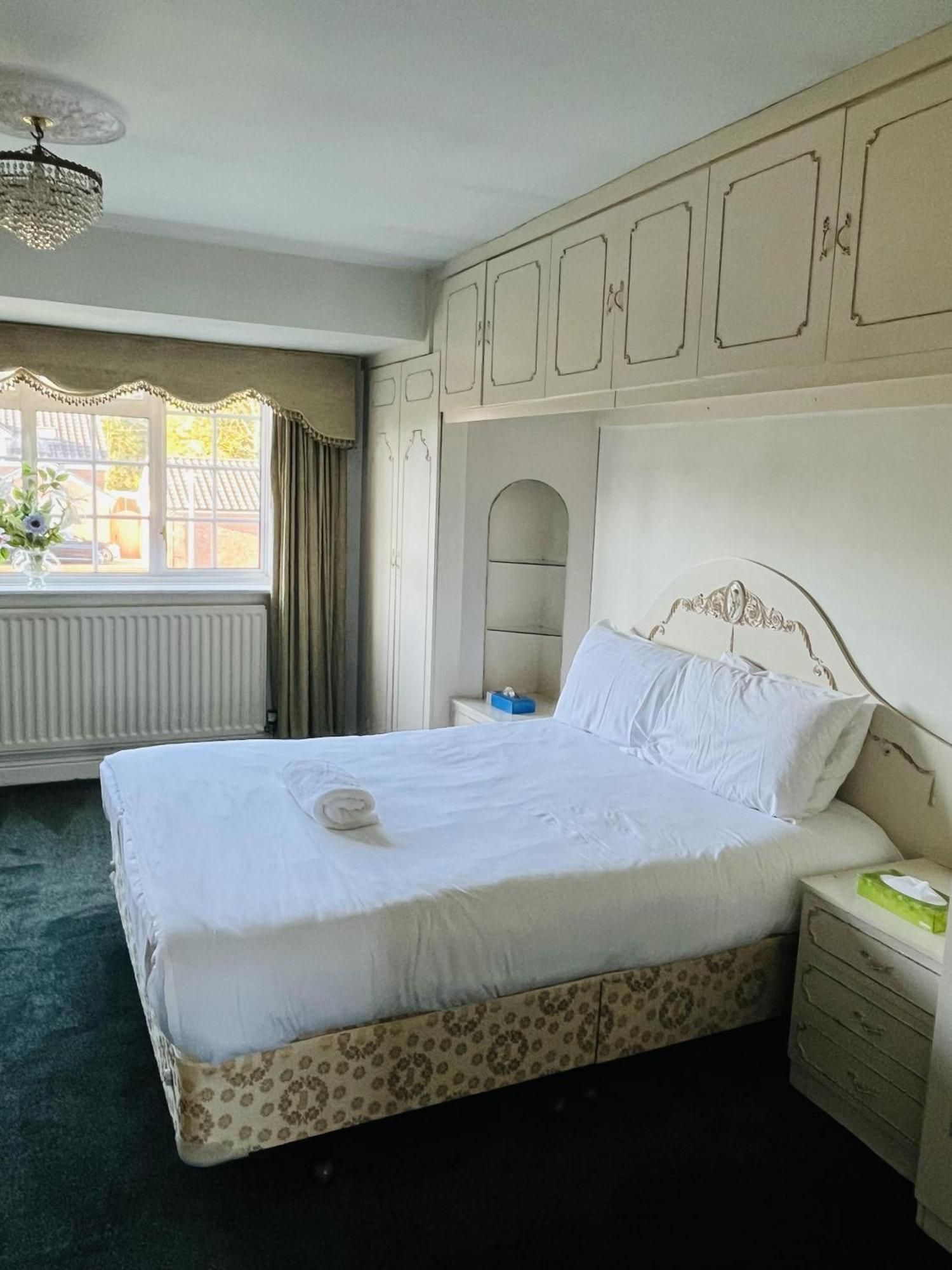 Unwind In Comfort At Cosy Caradus Free Parking Birmingham Kültér fotó