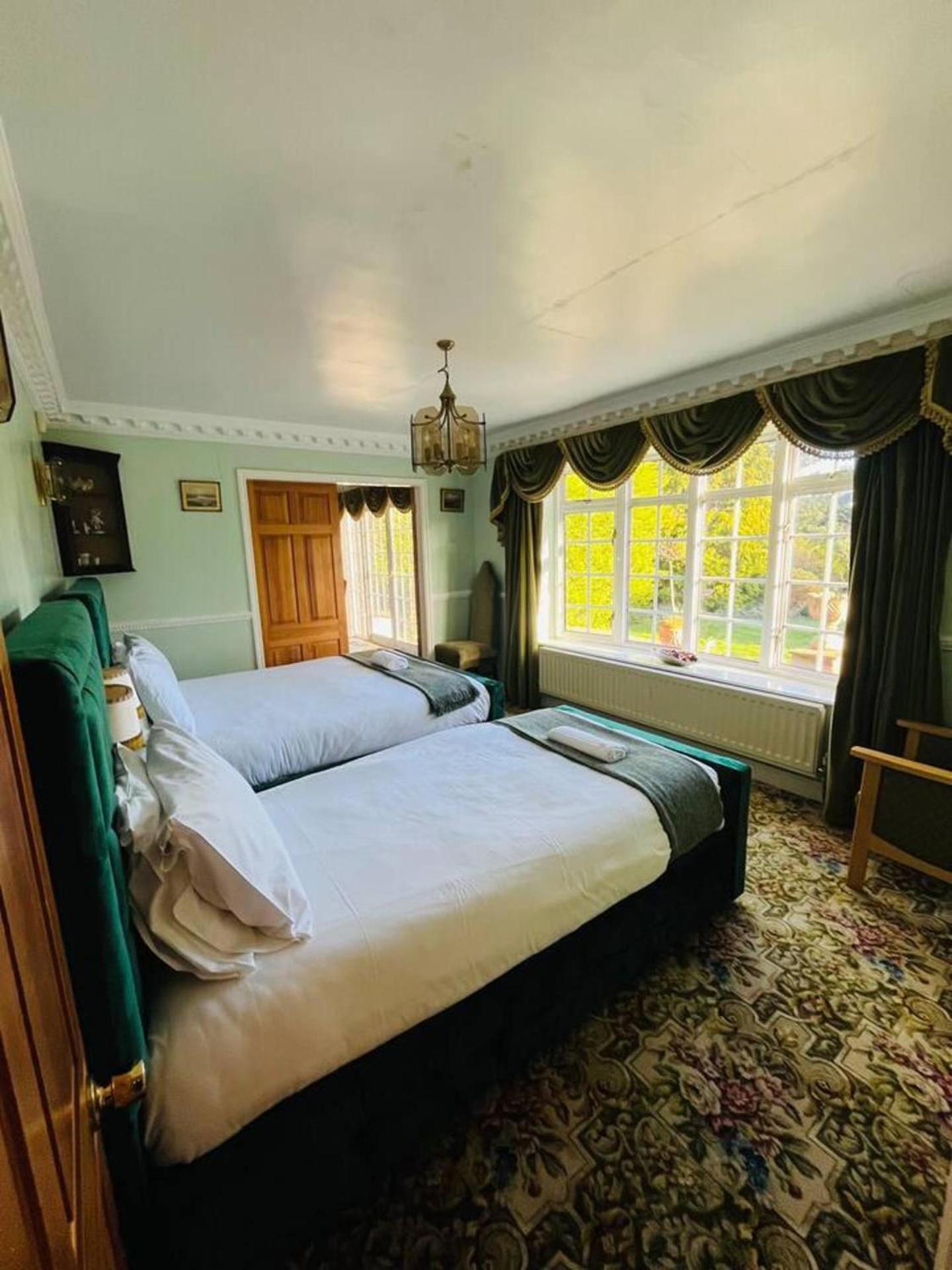 Unwind In Comfort At Cosy Caradus Free Parking Birmingham Kültér fotó