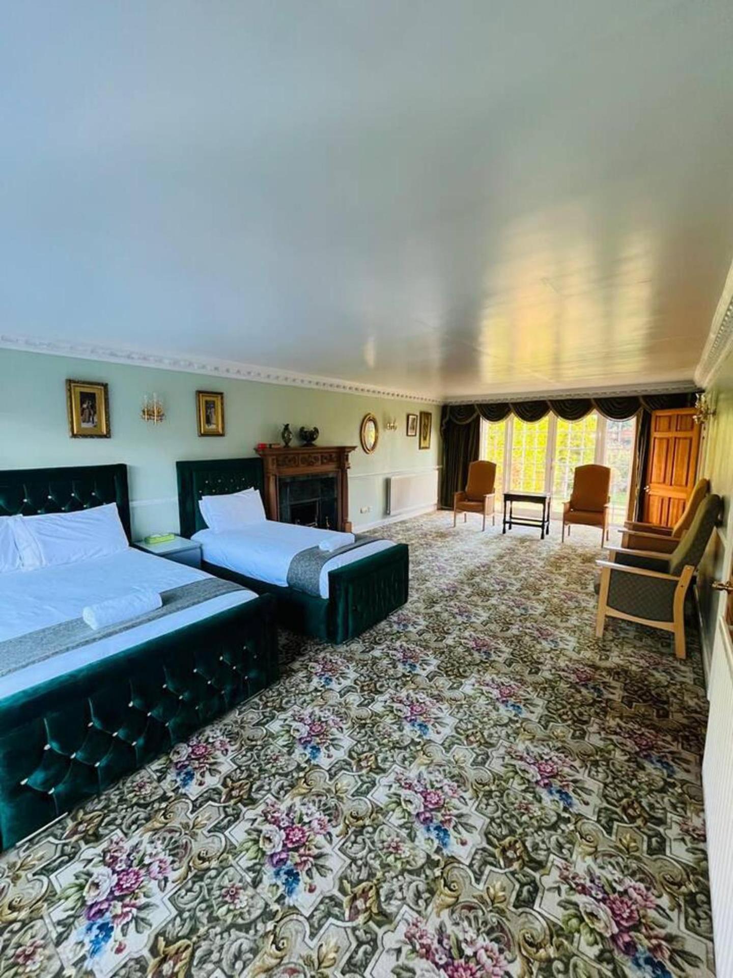 Unwind In Comfort At Cosy Caradus Free Parking Birmingham Kültér fotó