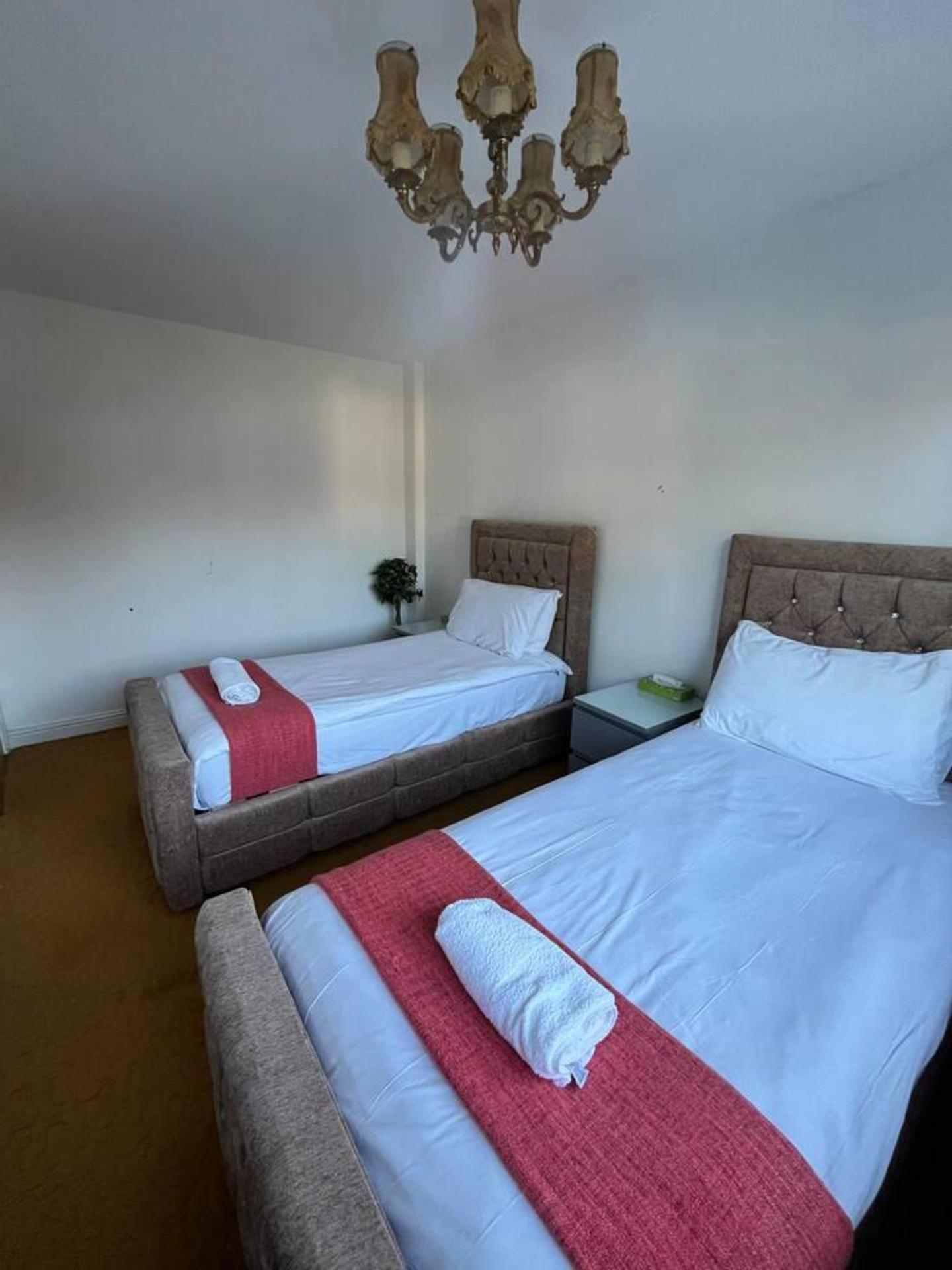Unwind In Comfort At Cosy Caradus Free Parking Birmingham Kültér fotó